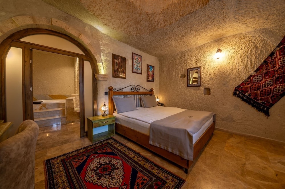 Majestic Cave House