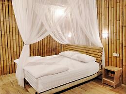 Loca Lobo Lodges Riung