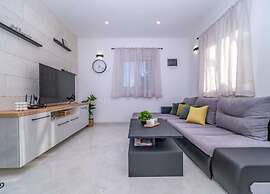 Holiday Home Bračuta