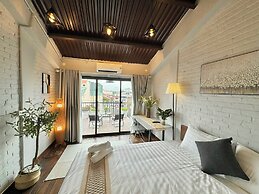 The Little Hanoi