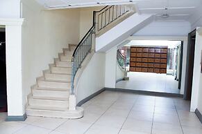 Apartment Sleeps 4, 2 Baths, Free Parking