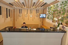 Lion City Otel