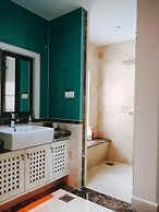 Alpine GLX Deluxe Suite