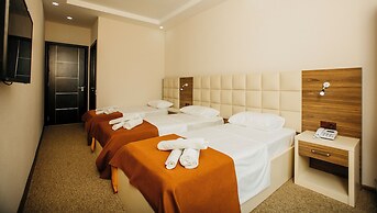 Hotel City