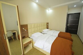 Hotel City
