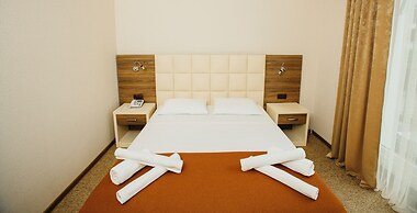 Hotel City