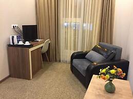 Hotel City