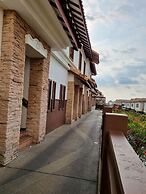 Alpine GLX Grand Pool Villa Upper Unit