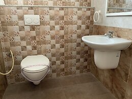 Shantham Service Apartments Indumangar