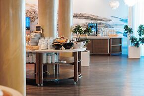 Palmon Bay Hotel & Spa