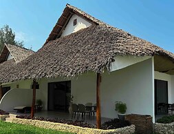 MANOLO Beach Resort