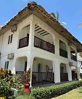 MANOLO Beach Resort