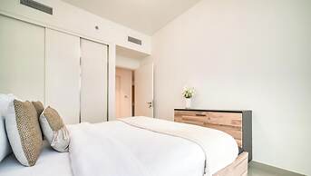Ultimate One Bedroom with Private Beach Access