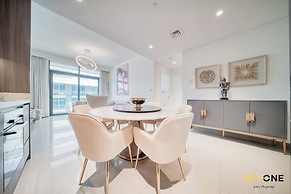 Ultimate One Bedroom with Private Beach Access
