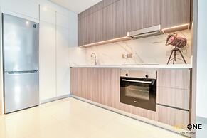 Ultimate One Bedroom with Private Beach Access
