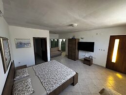 Villa Klisovic