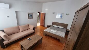 Villa Klisovic