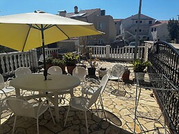 Villa Klisovic