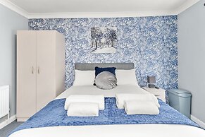 Town House Rooms