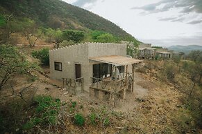 RUAHA HILLTOP LODGE