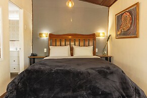 HOTEL ATAJO