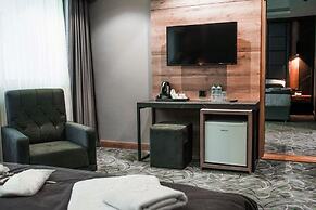 MAYBEN HOTEL