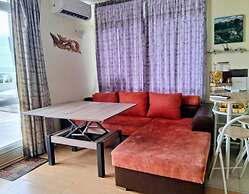 Sunny Beach Retreat for Two