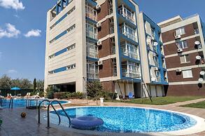 Sunny Beach Retreat for Two
