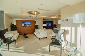 Epica Luxury Suit