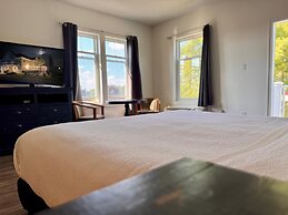Stone Willow Inn