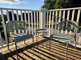 Stone Willow Inn