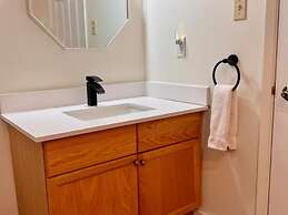 Stone Willow Inn