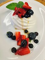 Stone Willow Inn