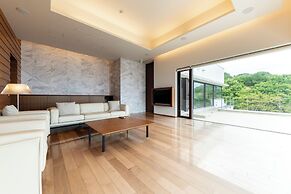 VILLA ORCHID
