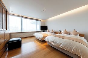 VILLA ORCHID