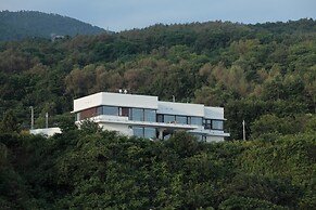 VILLA ORCHID