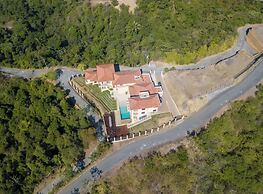 Casa Amarillo Jaco Costa Rica