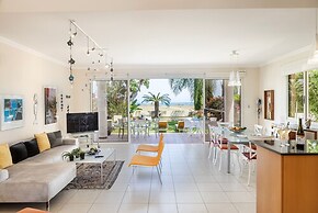 Chelidonia Larnaca Seafront Villa