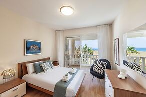 Chelidonia Larnaca Seafront Villa
