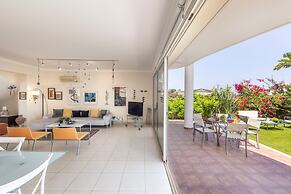 Chelidonia Larnaca Seafront Villa