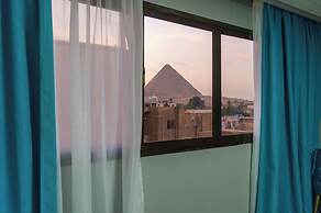 pyramids gate hotel