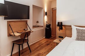 the salt townhouse