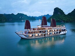 Amanda Luxury Cruise