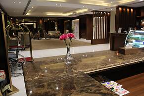 Pestana Hotel & Suites 3