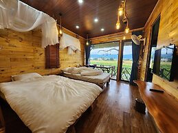 A Thia Homestay