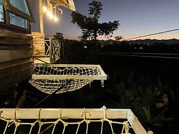 A Thia Homestay