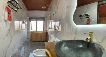 A Thia Homestay