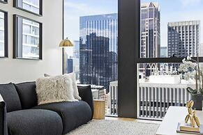 Luxuria Apartments - Collins House