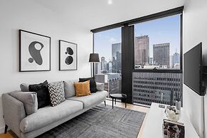 Luxuria Apartments - Collins House