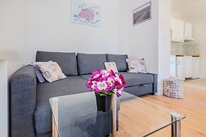 Lavanda Apartment With Terrace